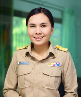 นางสาววิชุดา เถาว์ยา