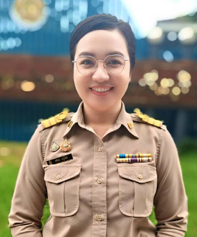 นางสาวศศิธร ปฏิโชติ