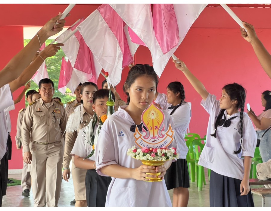 กิจกรรม บัณฑิตน้อยให้กับนักเรียนชั้นอนุบาลปีที่ 3 และพิธีปัจฉิมนิเทศให้กับนักเรียนชั้นประถมศึกษาปีที่ 6 และนักเรียนชั้นมัธยมศึกษาปีที่ 3 ประจำปีการศึกษา 2568