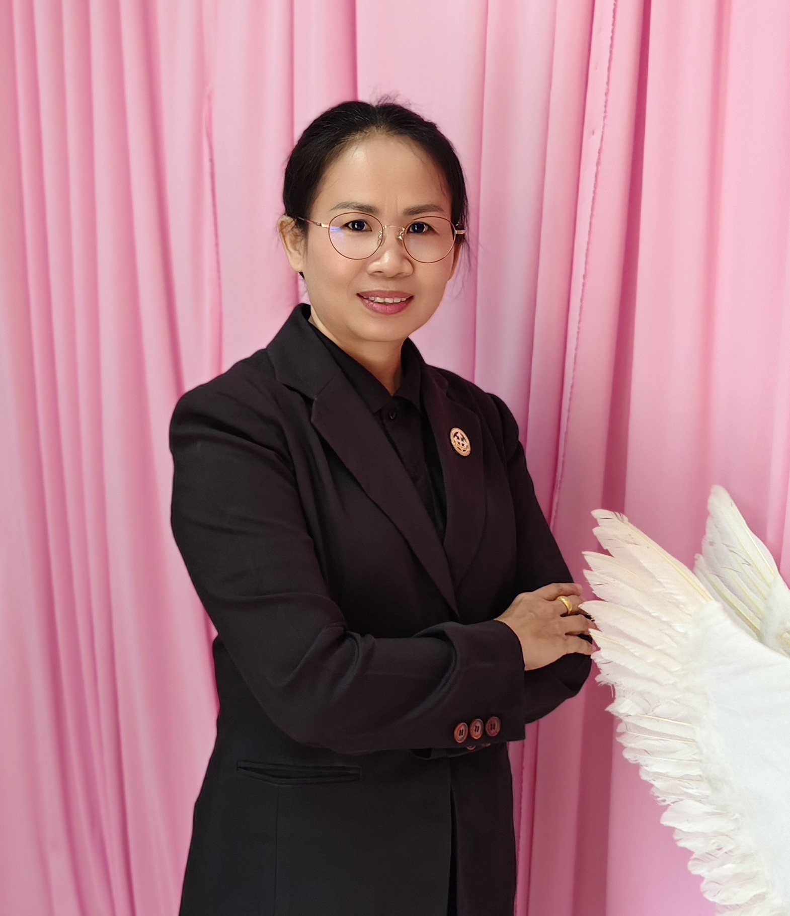 นางประทุมมา ชมภู